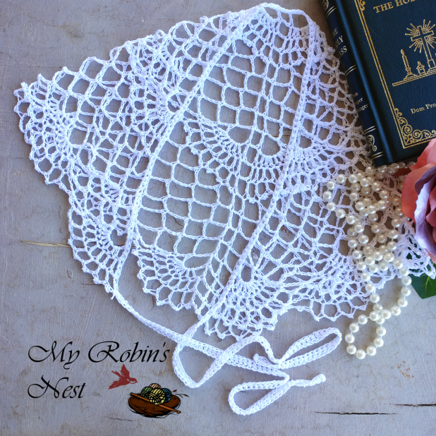 Mary My Queen Chapel Veil in white